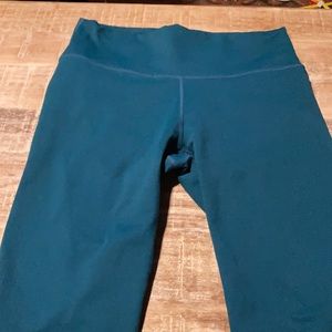 Fabletics power hold leggings 7/8